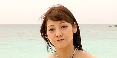Horny Japanese model Rei Mizuna in Exotic teens 18+, Beach JAV clip
