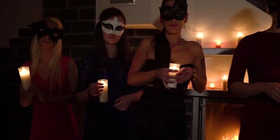 Silently guys bonk masked babes among candles