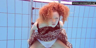 Ladylove's solo female clip by Underwater Show