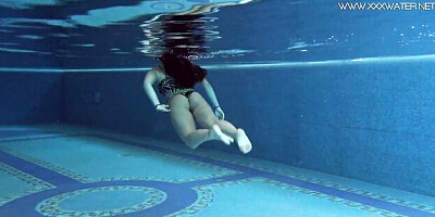 Diana Rius's swimming xxx by Underwater Show