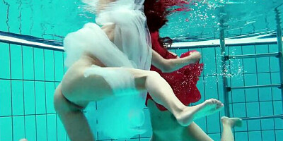 Underwater Show - brunette video