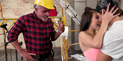 Construction worker fucks boss' stepdaughter in his presence