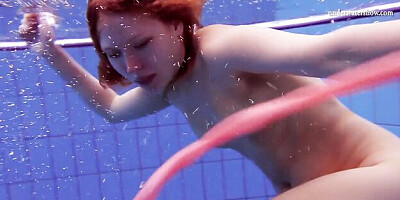 Superb lover at underwater babe movie