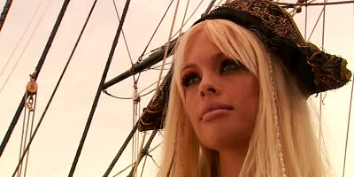 Blonde pirate girl is fucking her captain int he cabin