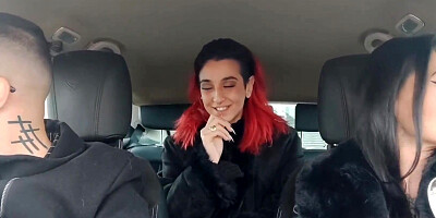 Ladymuffin and Ghosthardwave play sluts in the car